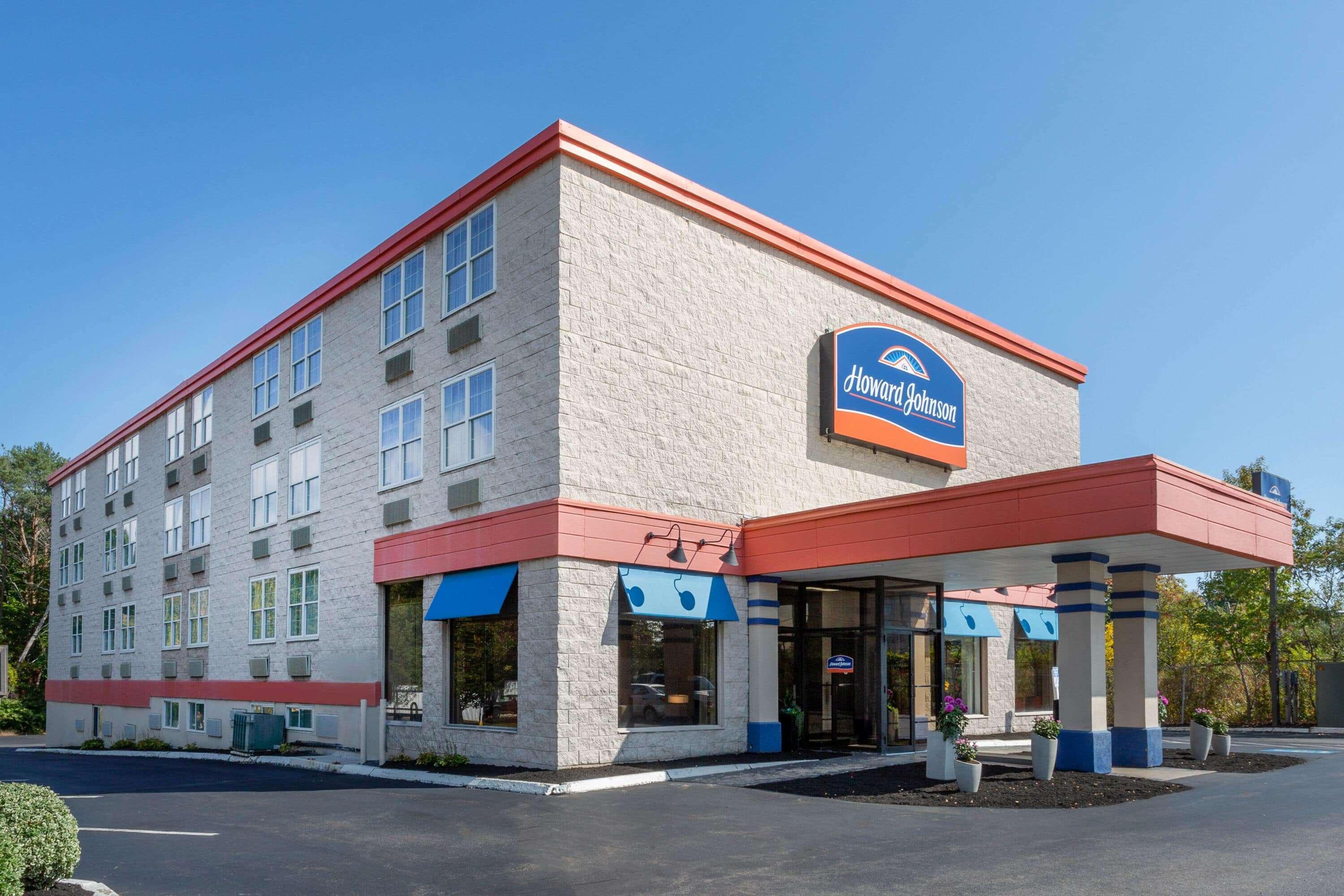 Howard Johnson By Wyndham Portsmouth Bagian luar foto