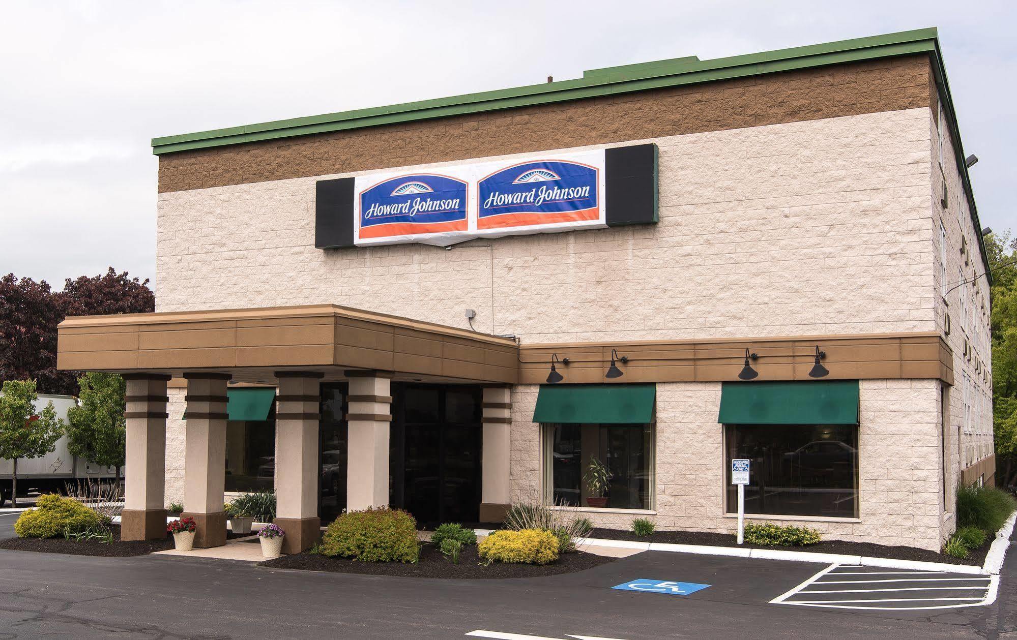 Howard Johnson By Wyndham Portsmouth Bagian luar foto